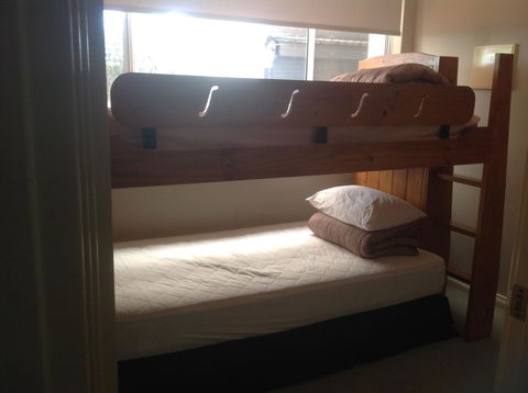 Waterside Canal Dreams - Stays Accommodation 23