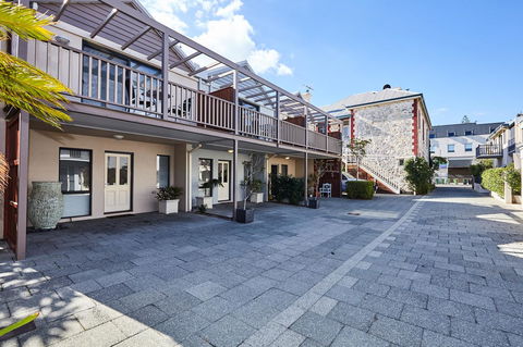 Fremantle Townhouse Unit 6 - Stayed 13