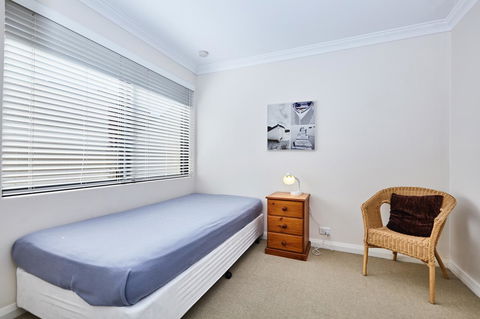 Fremantle Townhouse Unit 6 - Stayed 7