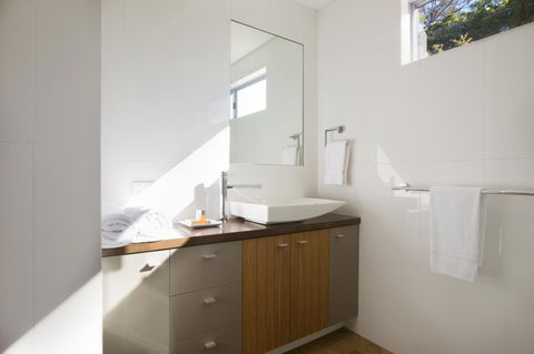 Central Avenue Apartments - Stayed 17