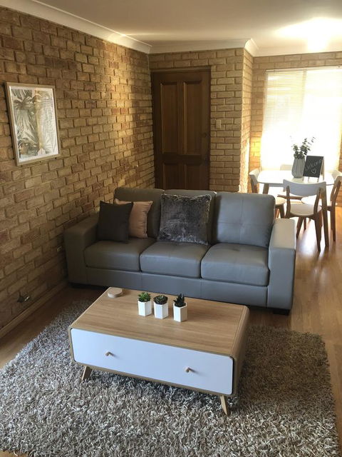 Dampier House Mullaloo-Perth - Stayed 13