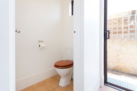 Monument Hill Townhouse - Fremantle - Stayed 21