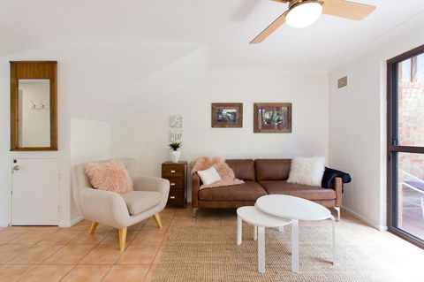 Monument Hill Townhouse - Fremantle - Stayed 13