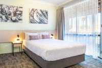 Book Wanneroo Accommodation Vacations Stayed Stayed