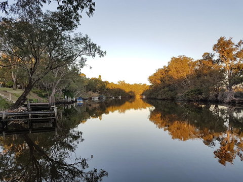 Amazing River House - Stays Accommodation 27