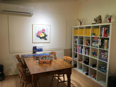 Amazing River House - Stays Accommodation 10