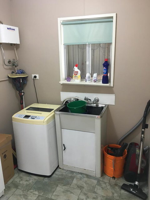 Amazing River House - Stays Accommodation 15