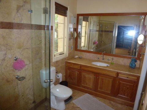 The Russell House - Stayed 10