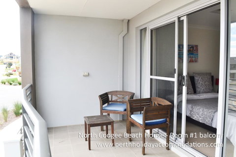 North Coogee Beach House - Stays Accommodation 7