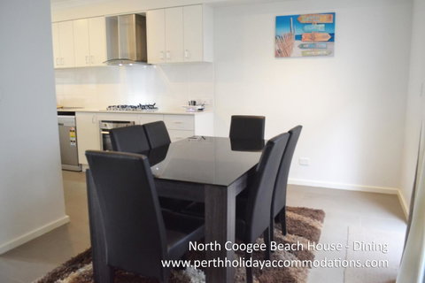 North Coogee Beach House - Stays Accommodation 19