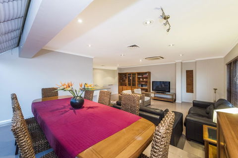 Perth Luxury Accommodation - Stayed 40