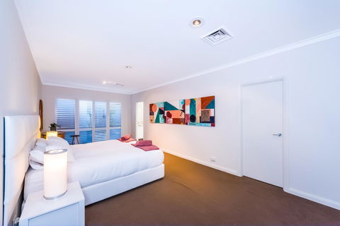 Perth Luxury Accommodation - Stayed 3
