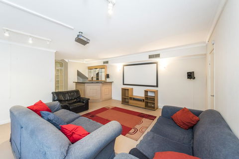 Perth Luxury Accommodation - Stayed 32