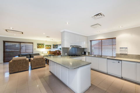 Perth Luxury Accommodation - Stayed 28