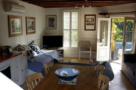Chester Villa - Stays Accommodation 7
