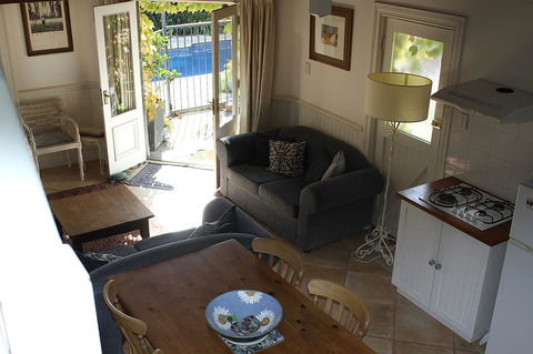 Chester Villa - Stays Accommodation 11