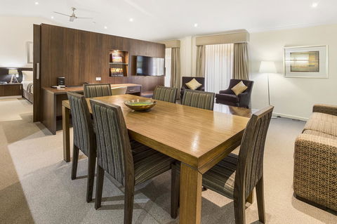 Karratha International Hotel - Stays Accommodation 6