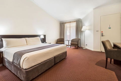 Karratha International Hotel - Stays Accommodation 13