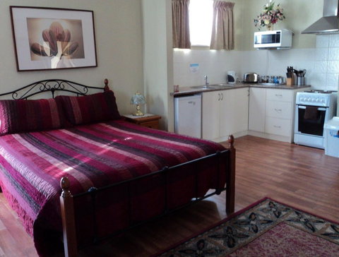 Armadale Cottage Bed & Breakfast - Stays Accommodation 24