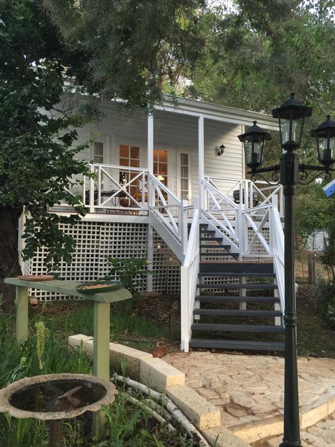 Applegate Lane Chalet - Stayed 16