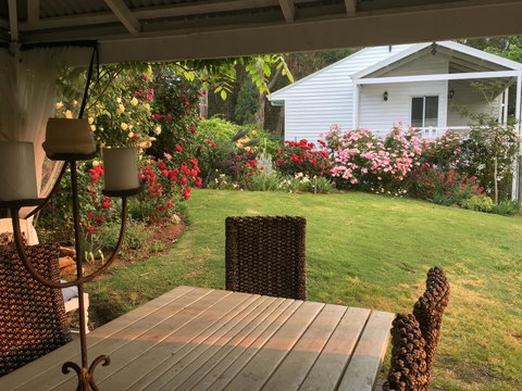 Applegate Lane Chalet - Stayed 19