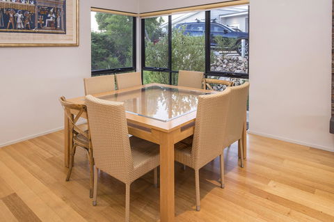 12/26 Yallingup Beach Road - Stayed 13