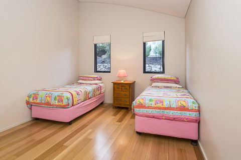 12/26 Yallingup Beach Road - Stayed 8