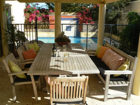 Le Boulevard - Stayed 3