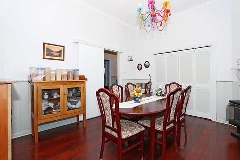 Jacaranda Guest House - Stayed 44
