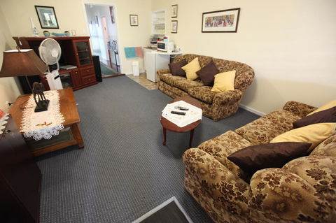 Jacaranda Guest House - Stayed 8