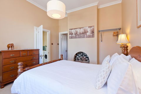 Apartment Faro - Stays Accommodation 6