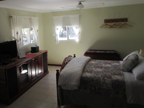 Di's Cabin In Dwellingup - Stayed 10