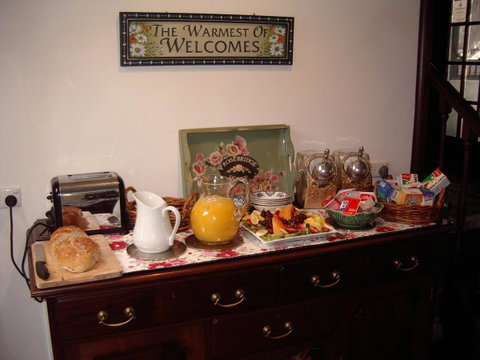Rosebridge House Bed & Breakfast Adult Retreat - Stays Accommodation 3