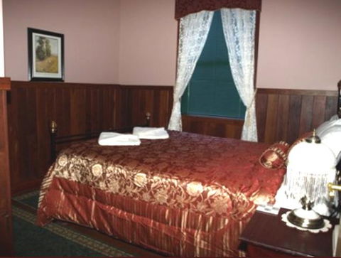 Pemberton Old Picture Theatre Holiday Apartments - Stayed 26