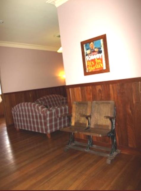 Pemberton Old Picture Theatre Holiday Apartments - Stayed 23