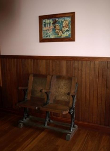 Pemberton Old Picture Theatre Holiday Apartments - Stayed 38