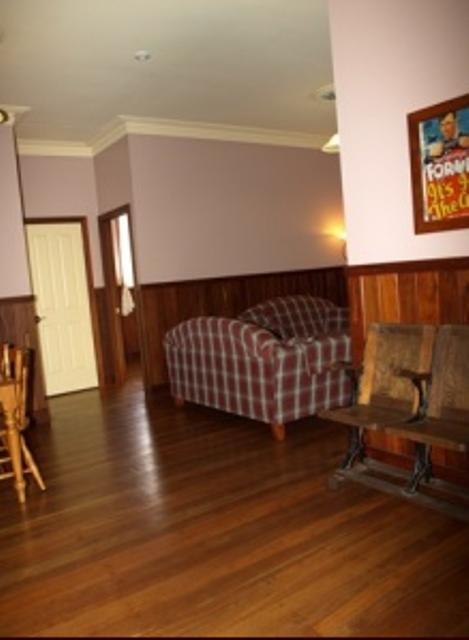 Pemberton Old Picture Theatre Holiday Apartments - Stayed 27