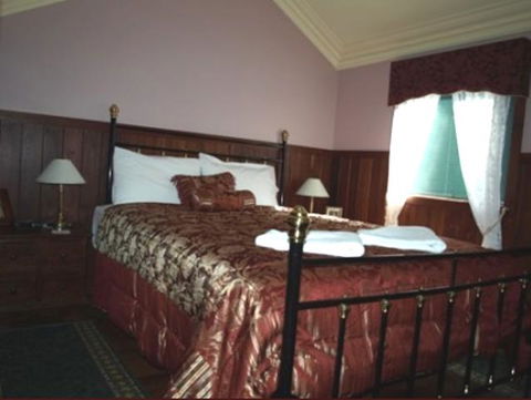 Pemberton Old Picture Theatre Holiday Apartments - Stayed 4
