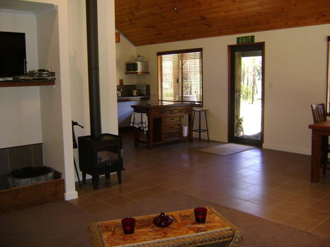 Scotsdale Valley Studios - Stayed 17