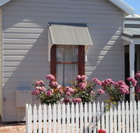 Bluebird Cottage - Stays Accommodation