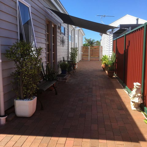 Bluebird Cottage - Stayed 28