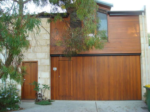 Fremantle Beach Studio - Stays Accommodation 12