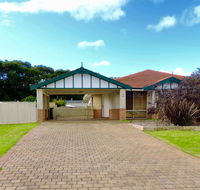 Silver Gull Family Retreat - Stayed