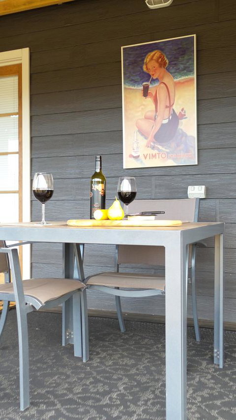 Windfall Estate Vineyard Cottage - Stayed 10