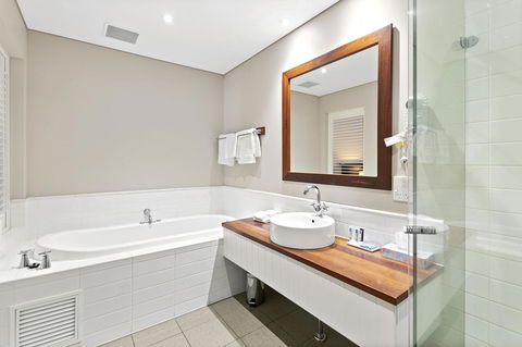 Caves House Hotel & Apartments Yallingup - Stayed 17