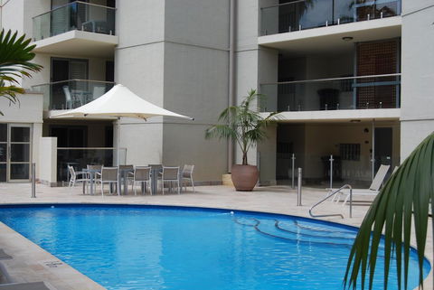 Absolute Beachfront Scarborough - Stayed 8