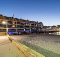 Dolphin Quay Apartments - Stayed