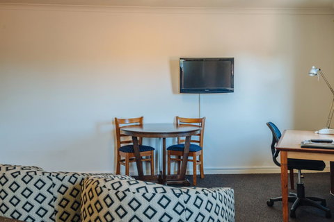 Canning Bridge Auto Lodge - Stayed 34