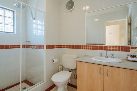 Canning Bridge Auto Lodge - Stayed 29