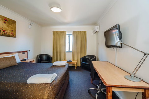 Canning Bridge Auto Lodge - Stayed 27